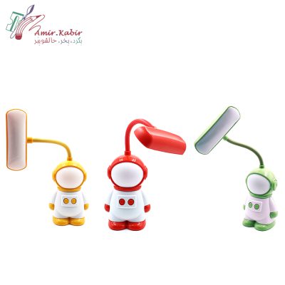 چراغ مطالعه فضانورد